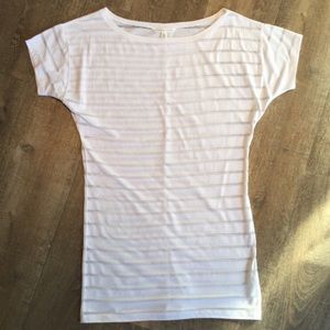 VS off the shoulder tunic